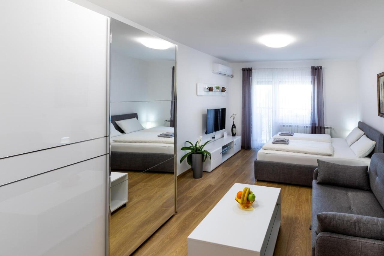 Mb Apartment Суботица Экстерьер фото