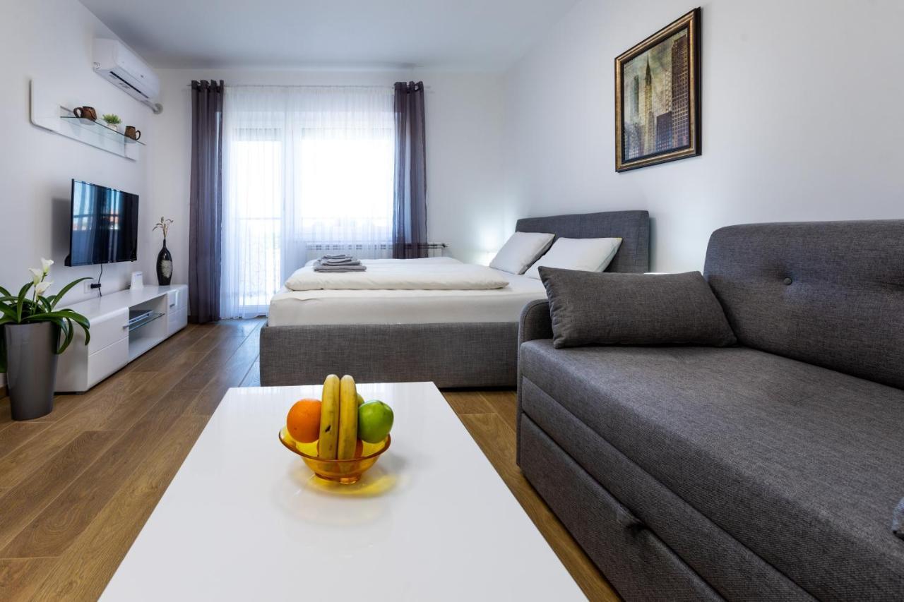 Mb Apartment Суботица Экстерьер фото
